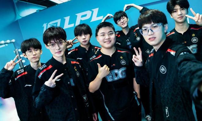 我们可以更 我们可以更